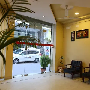 Shubh Laxmi Hotel